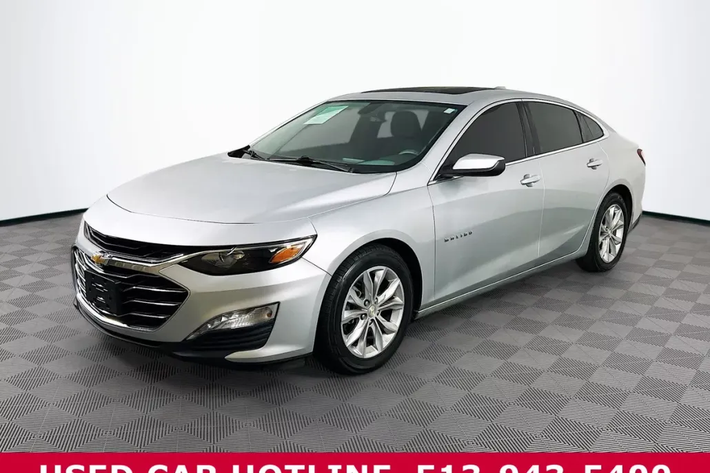 2019 Chevrolet Malibu 1LT photo 1