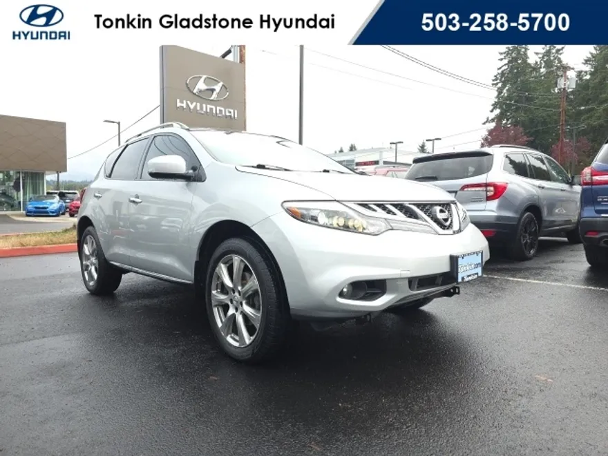 2013 Nissan Murano LE photo 1