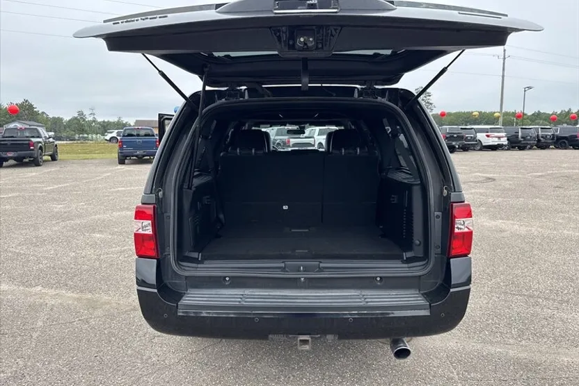 2017 Ford Expedition Limited MAX photo 1