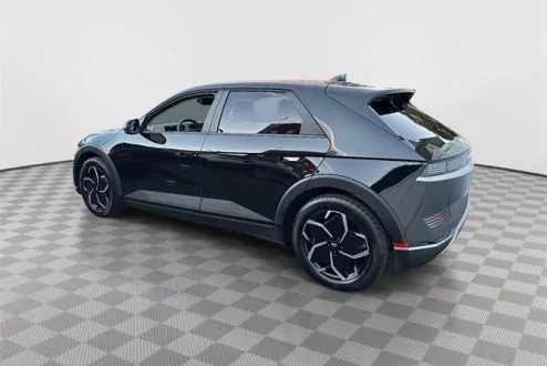 2024 Hyundai Ioniq 5 SEL photo 3