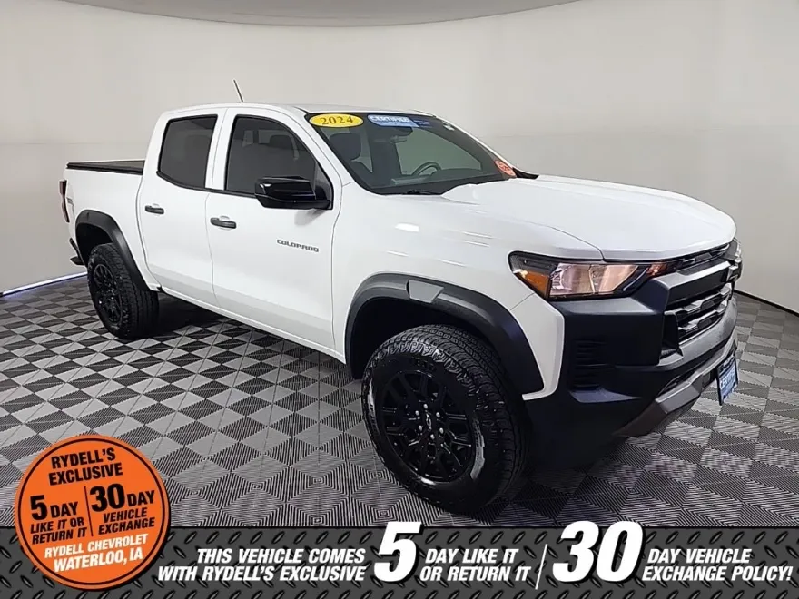 2024 Chevrolet Colorado Trail Boss photo 1