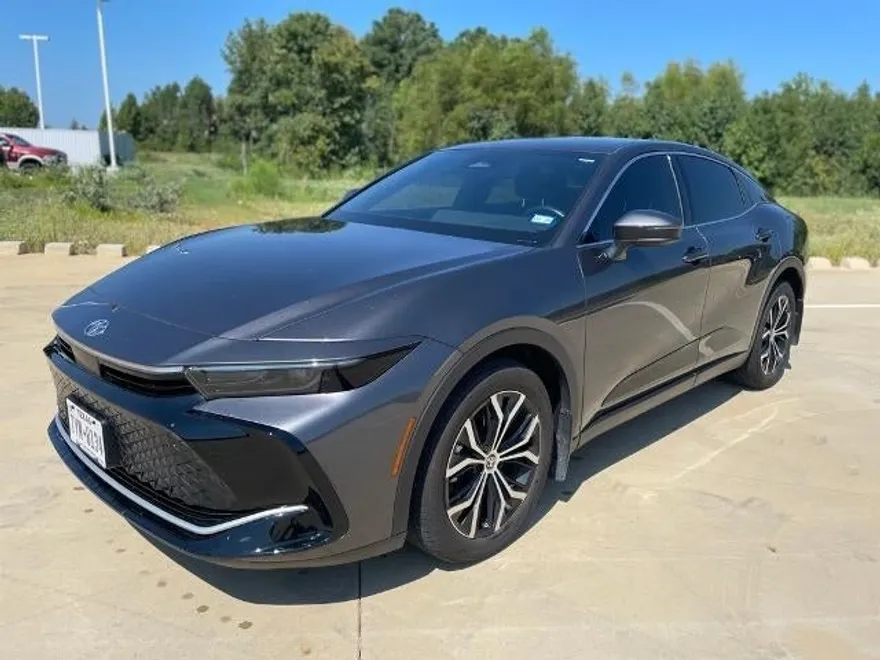 2024 Toyota Crown Limited photo 1