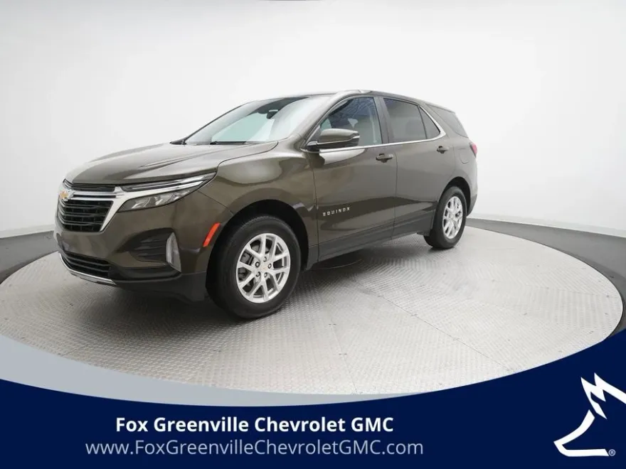 2024 Chevrolet Equinox LT photo 1