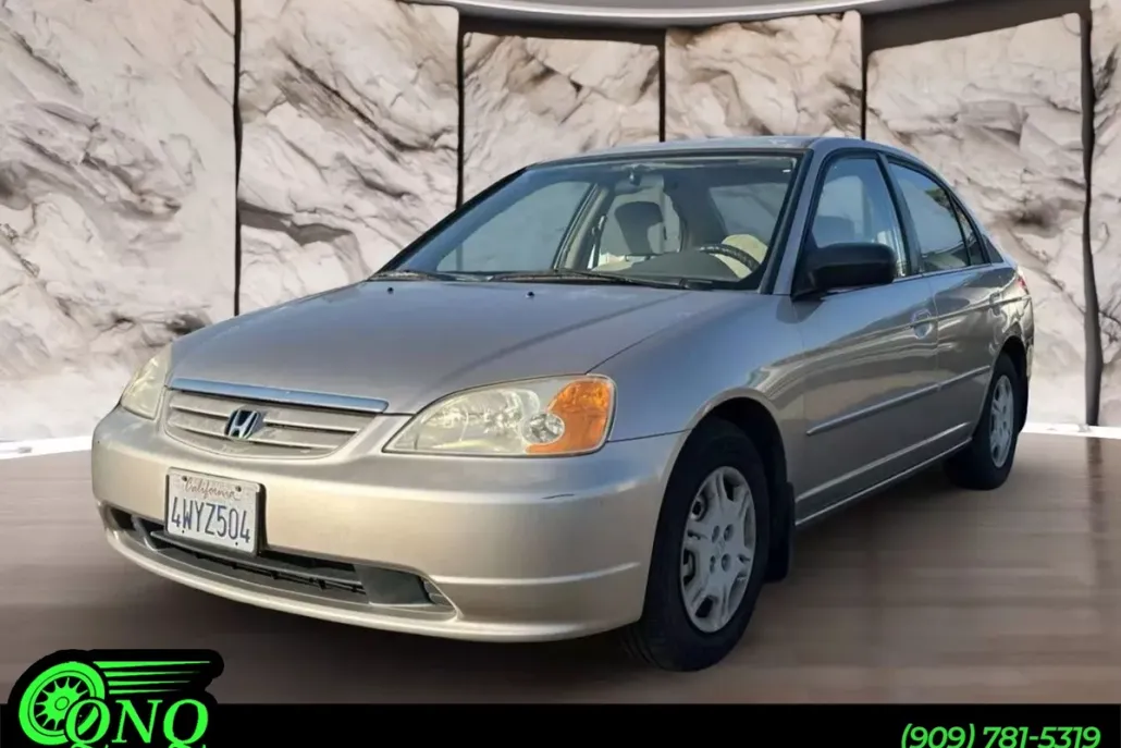2002 Honda Civic LX photo 1