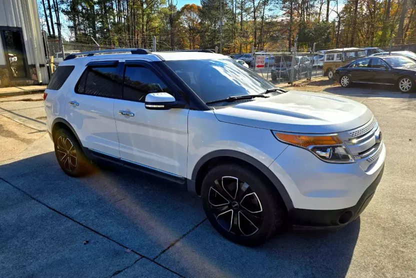 2014 Ford Explorer Limited photo 1