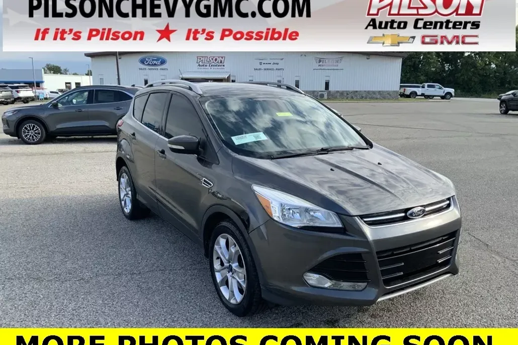 2015 Ford Escape Titanium photo 1
