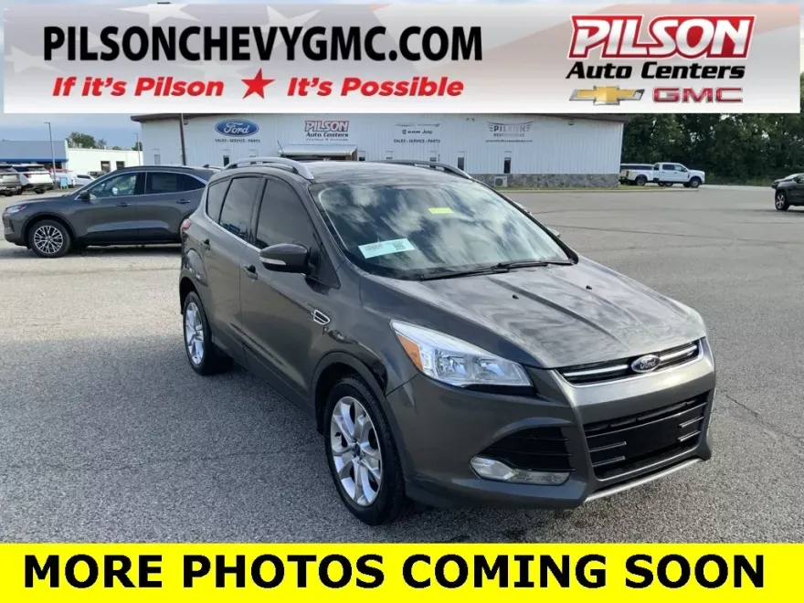 2015 Ford Escape Titanium photo 1