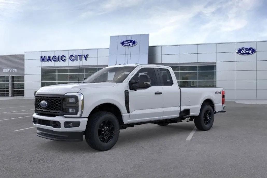 2025 Ford F-250 XL photo 1