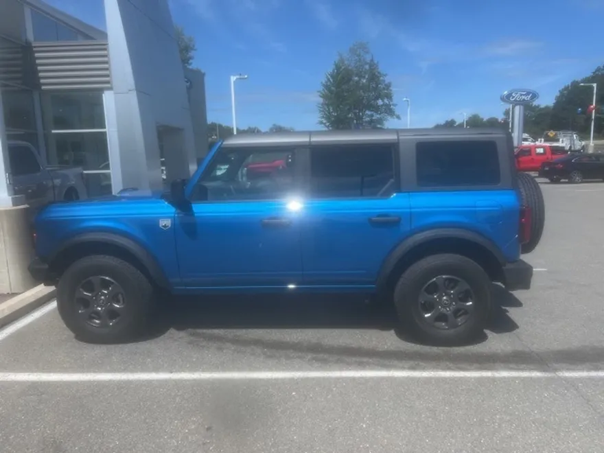 2024 Ford Bronco Big Bend photo 1