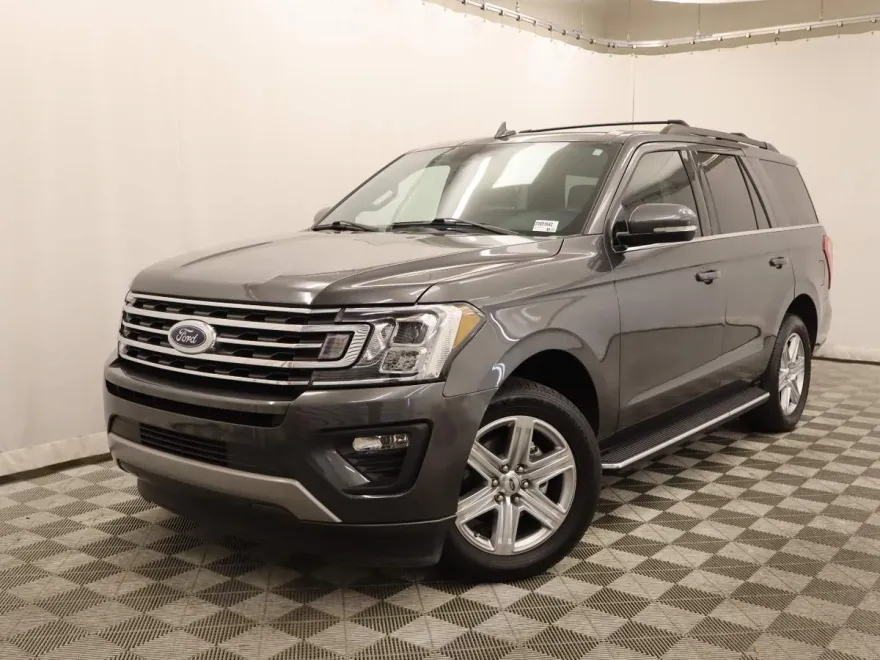 2021 Ford Expedition XLT photo 1