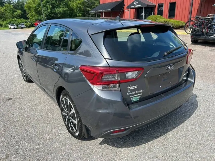 2020 Subaru Impreza Base photo 1