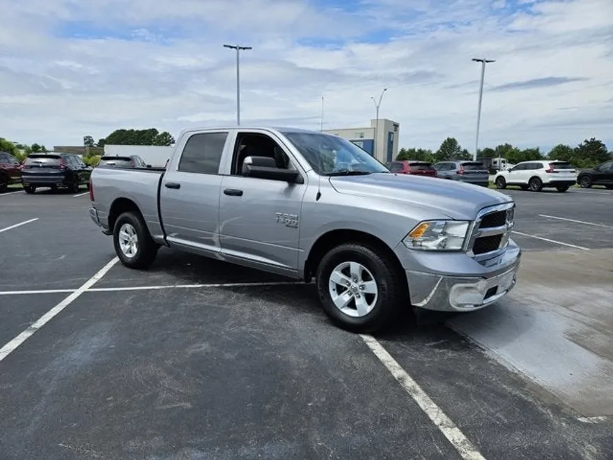 2023 Ram 1500 Classic SLT photo 1