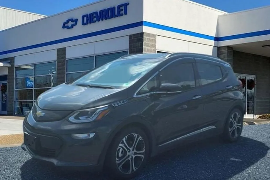 2018 Chevrolet Bolt EV Premier photo 1
