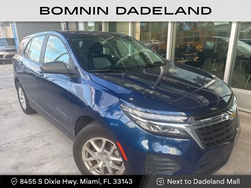 2022 Chevrolet Equinox LS photo 1