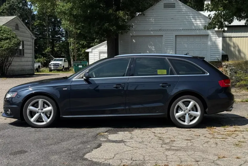 2012 Audi A4 2.0T Avant Quattro Premium photo 1