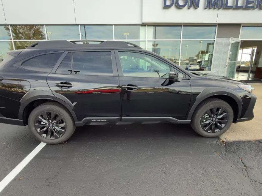 2025 Subaru Outback Onyx Edition photo 1