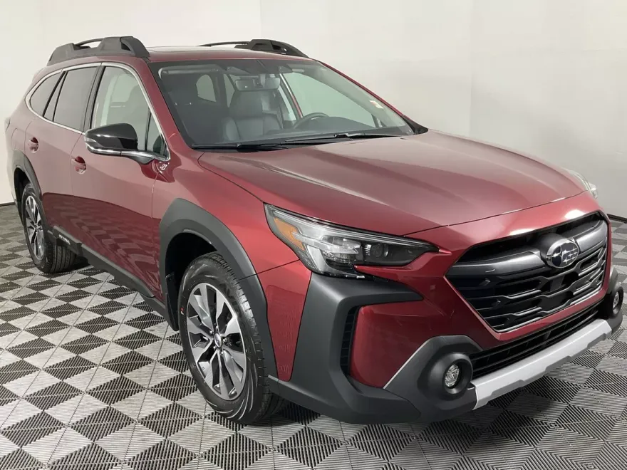 2024 Subaru Outback Limited XT photo 1