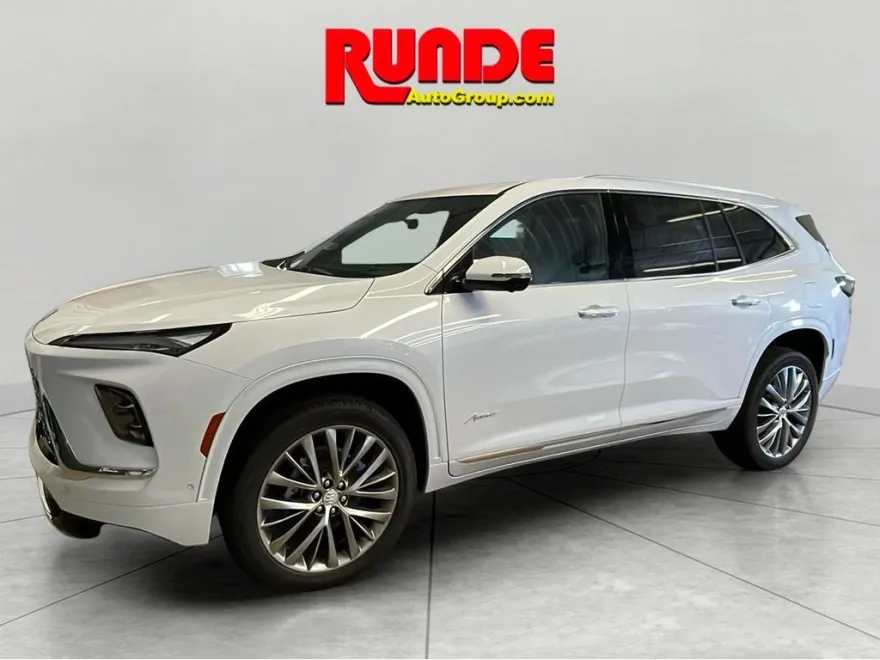 2026 Buick Enclave Avenir photo 1