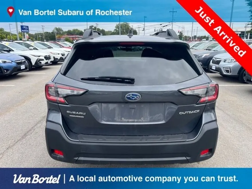 2024 Subaru Outback Premium photo 1