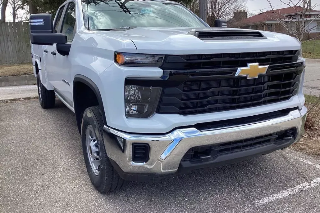 2025 Chevrolet Silverado 2500HD photo 1