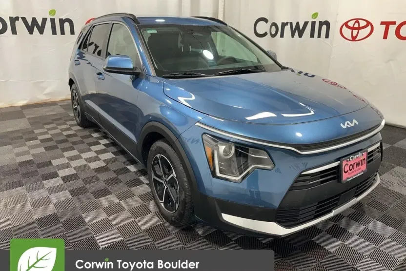2023 Kia Niro Plug-In Hybrid EX photo 1