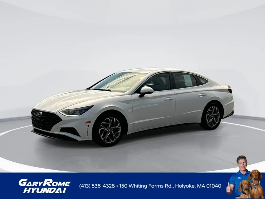 2022 Hyundai Sonata SEL photo 1
