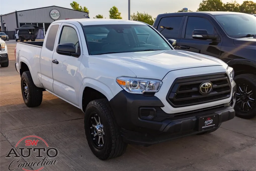 2023 Toyota Tacoma SR photo 1