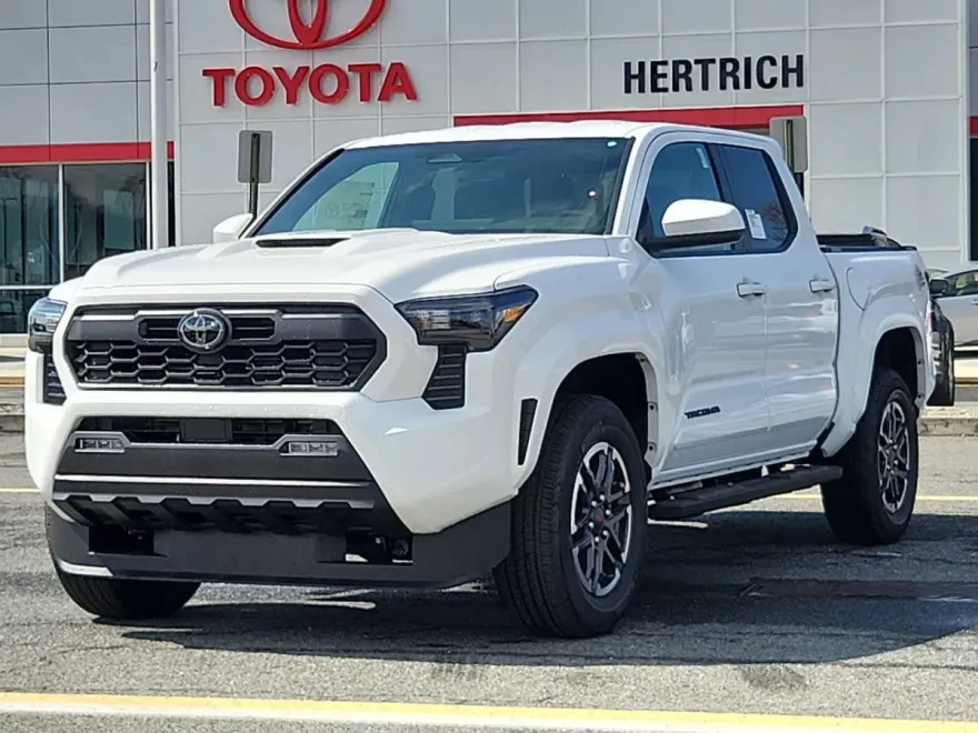 2025 Toyota Tacoma TRD Sport Double Cab photo 1