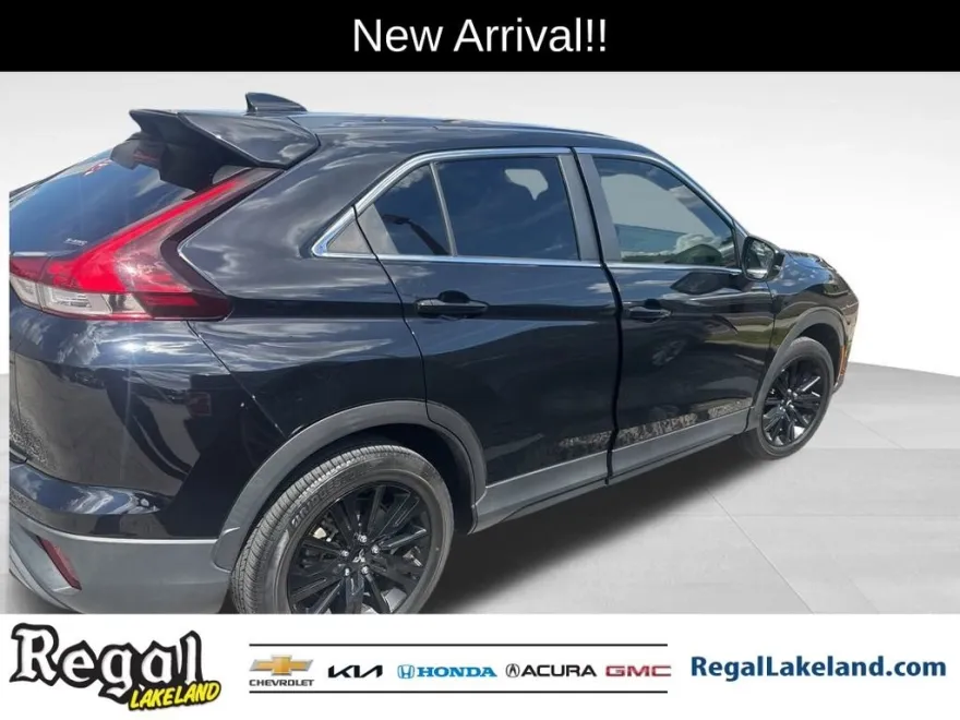 2023 Mitsubishi Eclipse Cross LE Ralliart photo 1