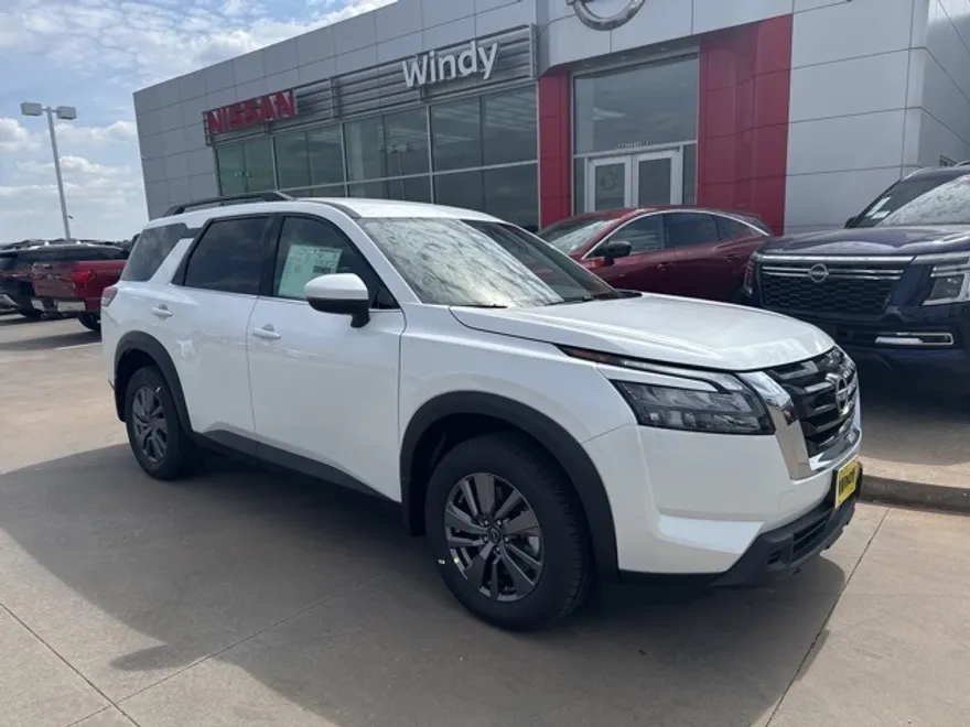 2026 Nissan Rogue SV photo 1