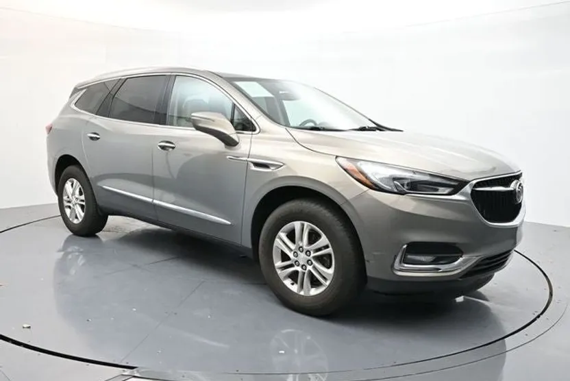 2018 Buick Enclave Essence photo 1