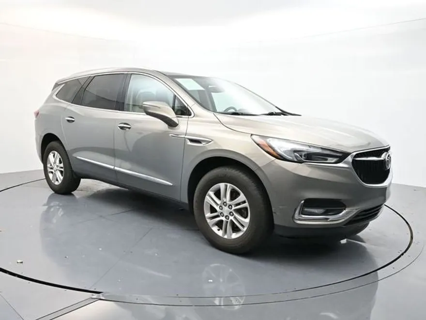 2018 Buick Enclave Essence photo 1