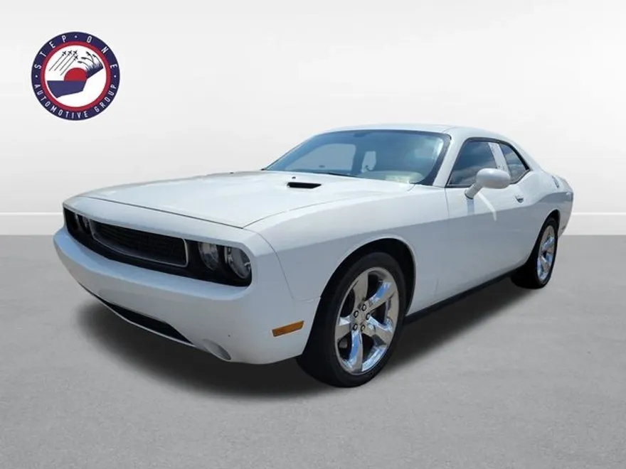 2014 Dodge Challenger R/T photo 1