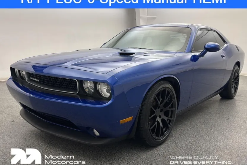 2012 Dodge Challenger R/T Plus photo 1