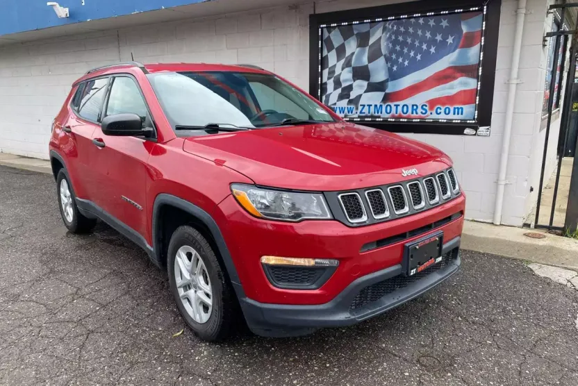 2018 Jeep Compass Sport photo 1