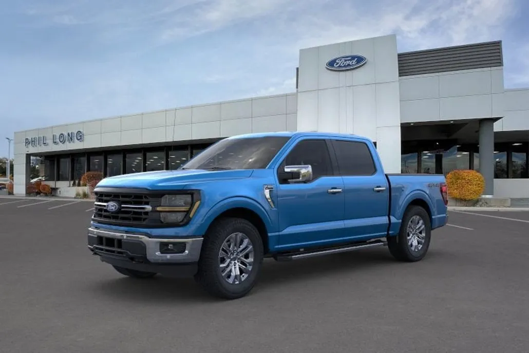 2025 Ford F-150 XLT photo 1