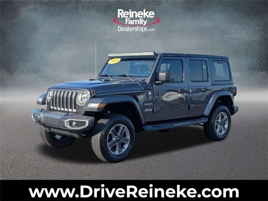 2019 Jeep Wrangler Unlimited Sahara photo 1