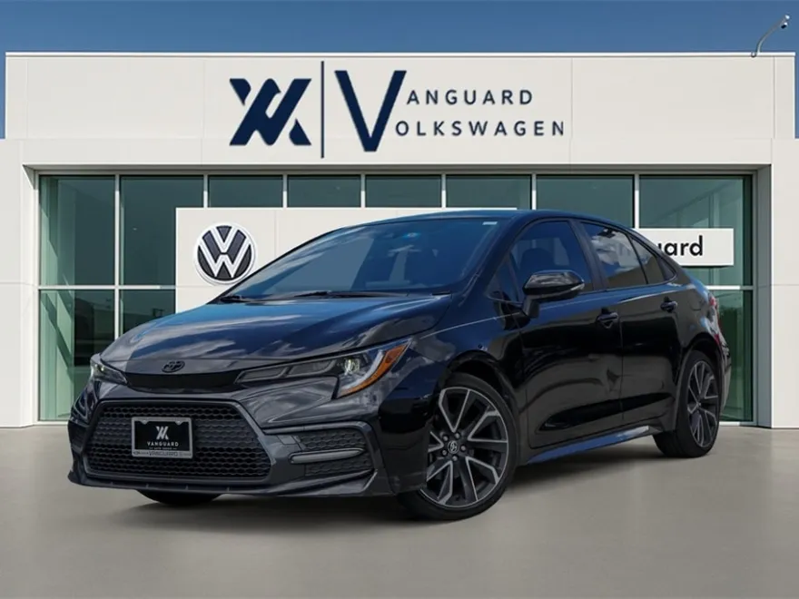 2022 Toyota Corolla SE photo 1