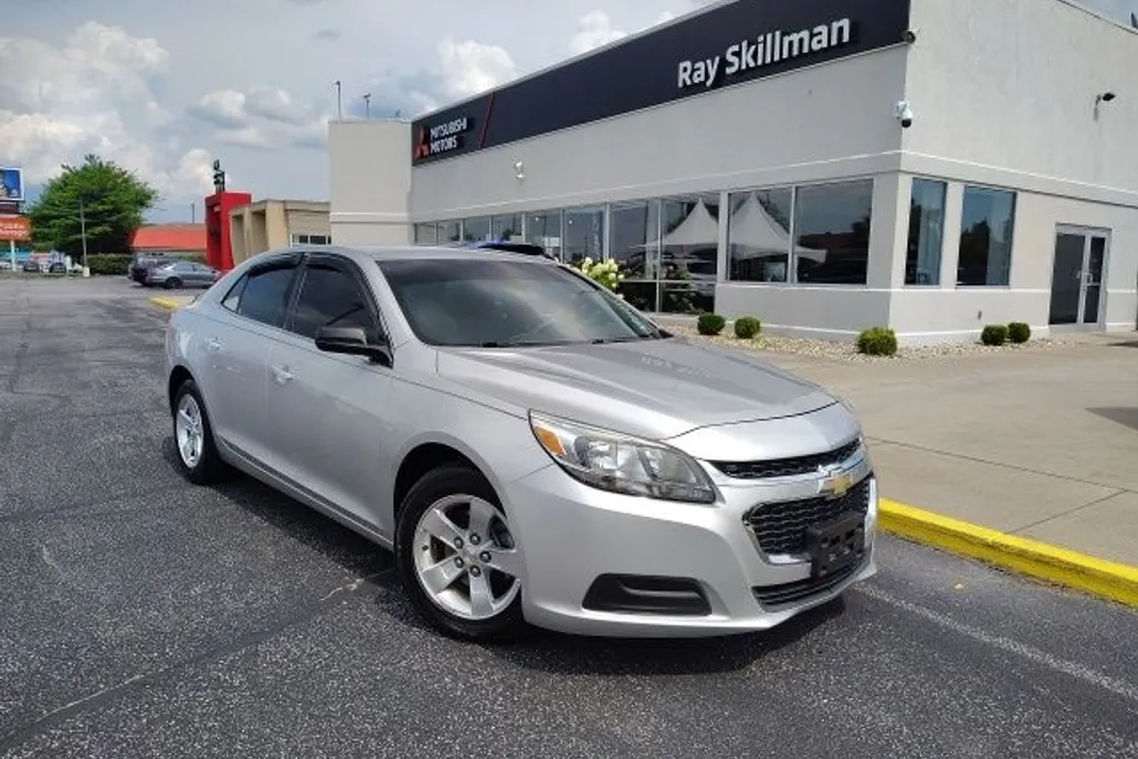 2015 Chevrolet Malibu LS photo 1
