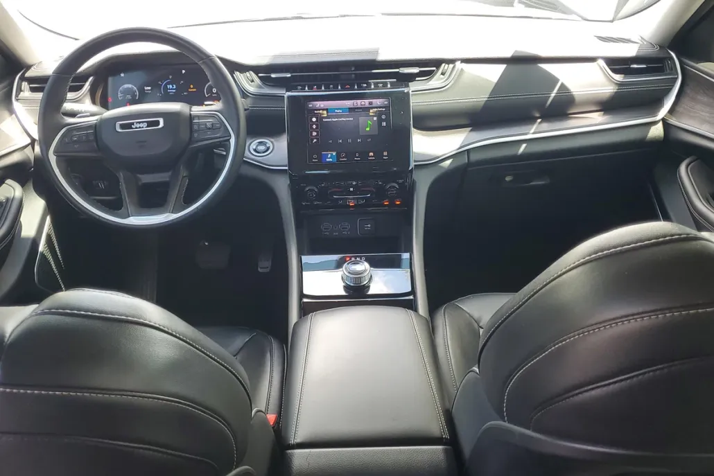2022 Jeep Grand Cherokee Limited photo 1