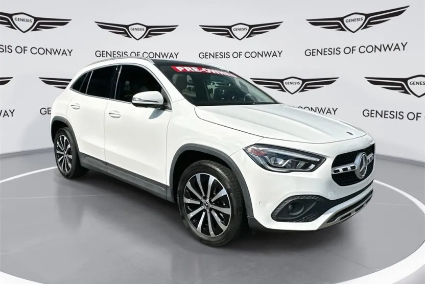 2021 Mercedes Benz GLA 250 photo 1