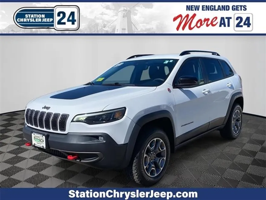2022 Jeep Cherokee Trailhawk photo 1