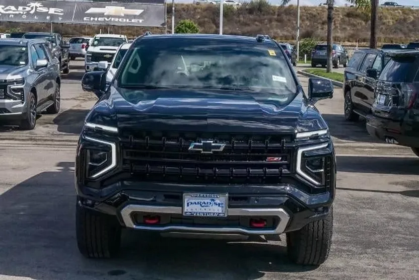 2026 Chevrolet Tahoe Z71 photo 1