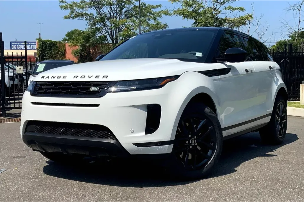 2026 Land Rover Range Rover Evoque S photo 1