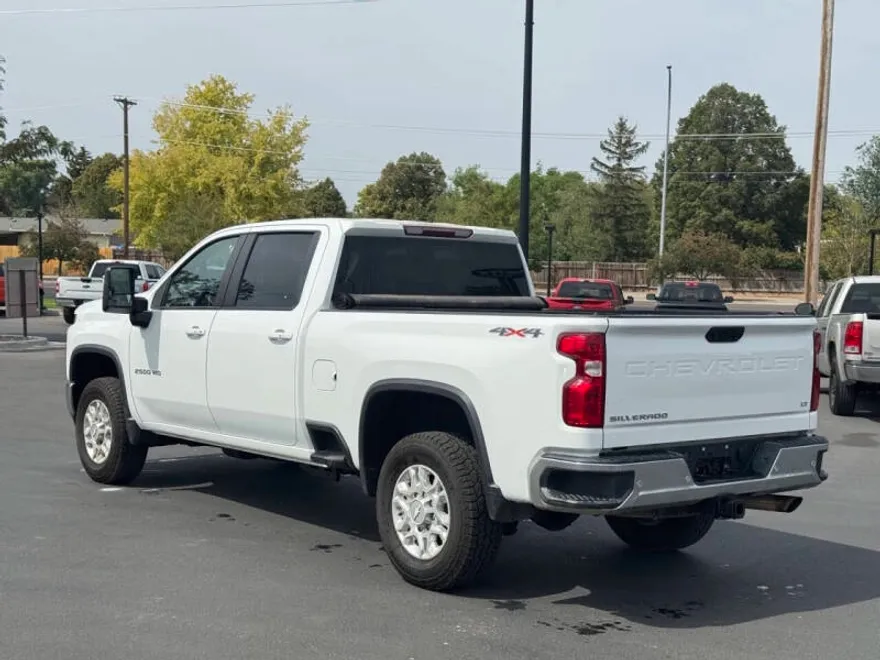 2020 Chevrolet Silverado 2500HD LT photo 1