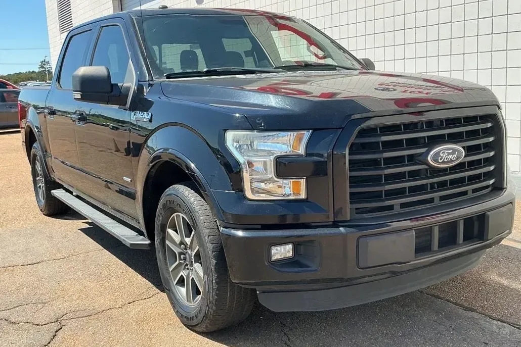 2016 Ford F-150 XLT photo 1