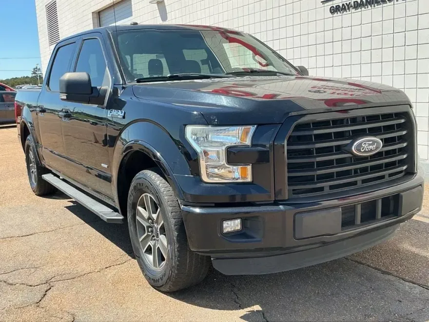 2016 Ford F-150 XLT photo 1