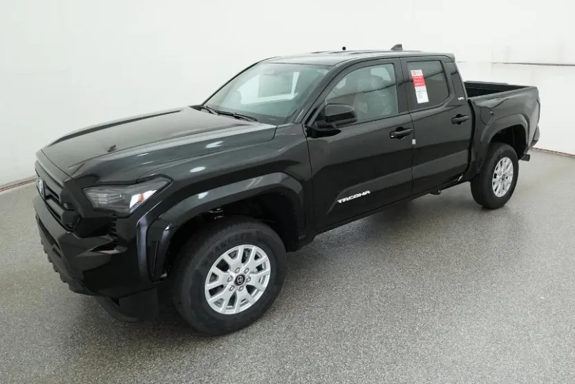 2025 Toyota Tacoma SR5 photo 1