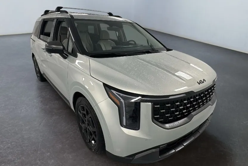 2026 Kia Carnival SX Prestige photo 1