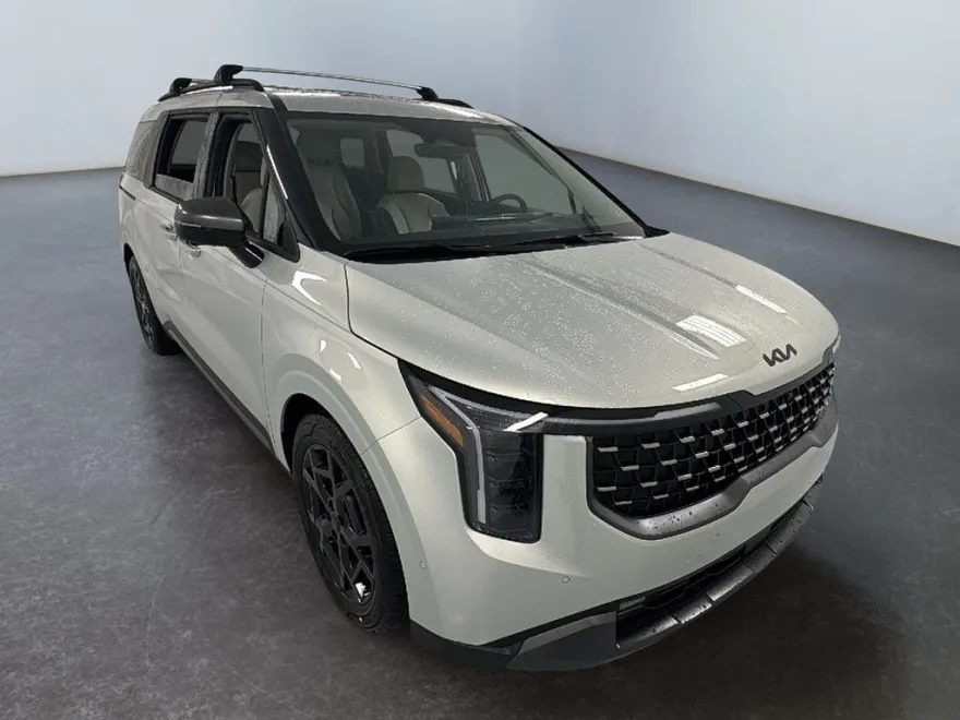 2026 Kia Carnival SX Prestige photo 1